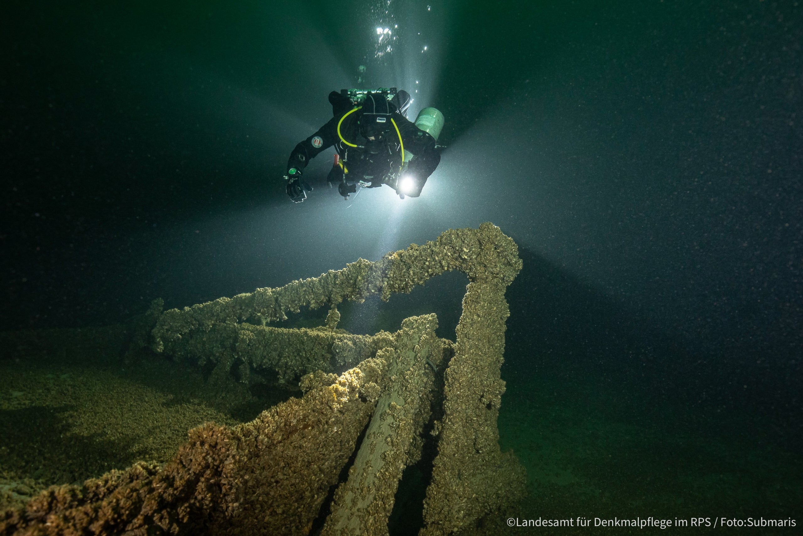 Unterwasserarchäologie mit Metashape – 3D Scan eines versunkenen Schiffs im Bodensee